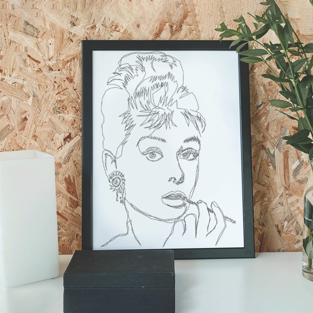 AUDREY HEPBURN | Tek Çizgi Poster Serisi - Görsel 2