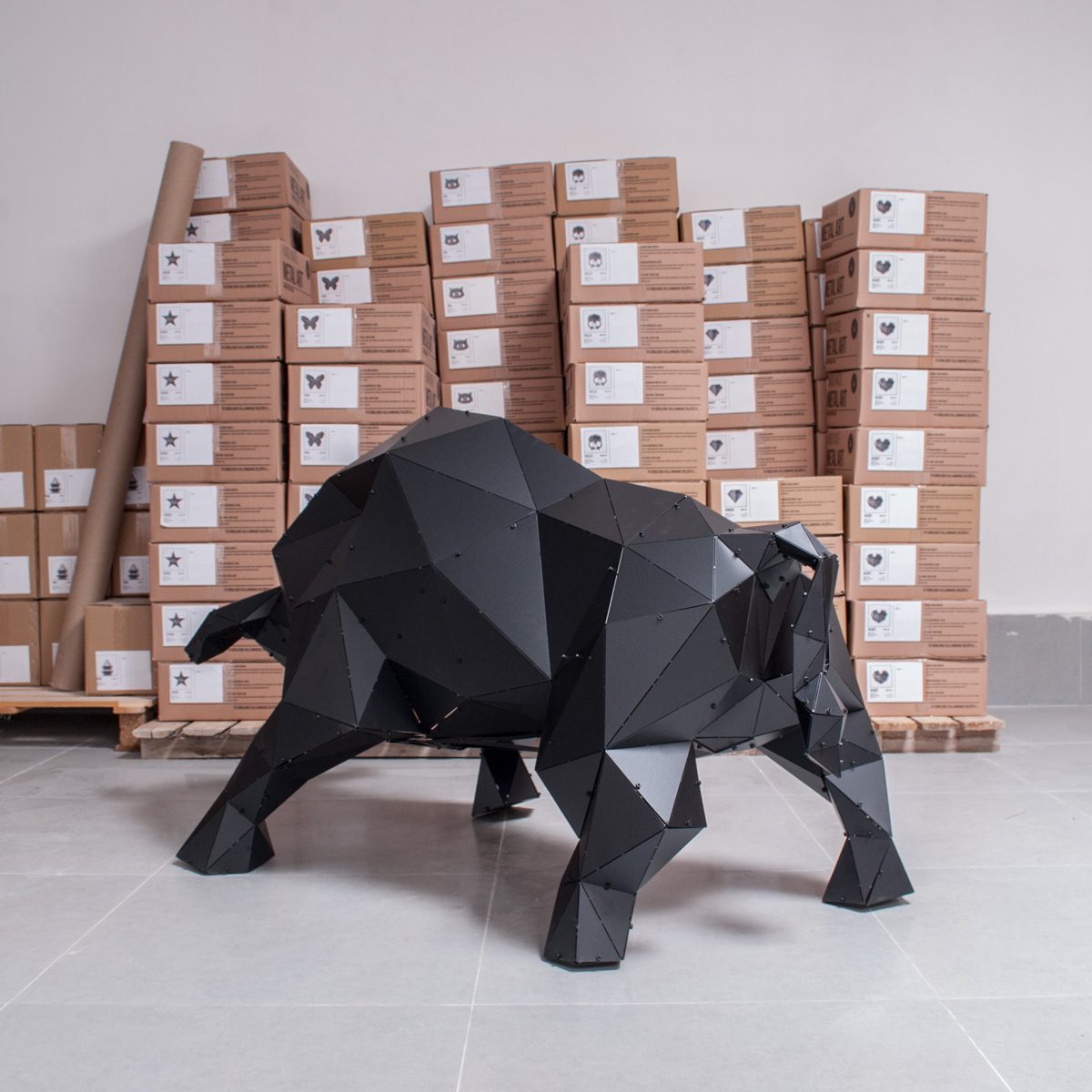 BULL XL | 3D Metal Geometrik Boğa Heykeli - Görsel 9