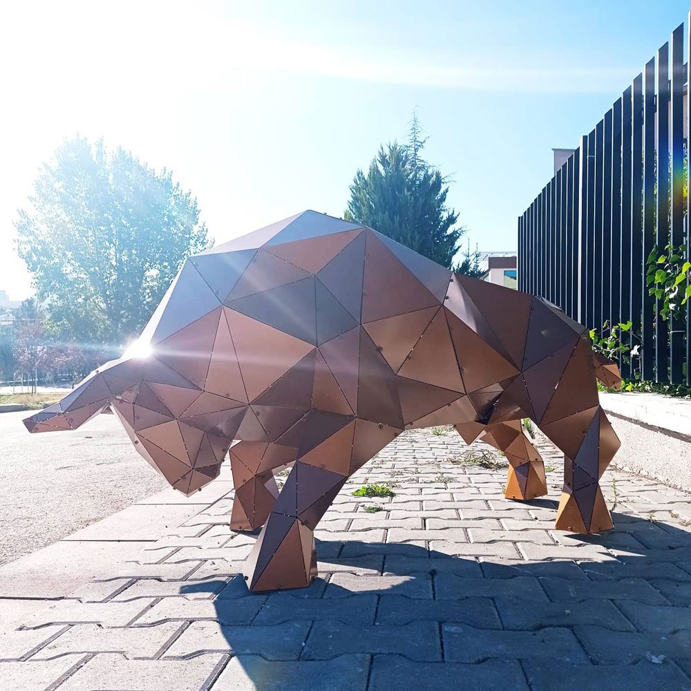BULL XL | 3D Metal Geometrik Boğa Heykeli - Görsel 5