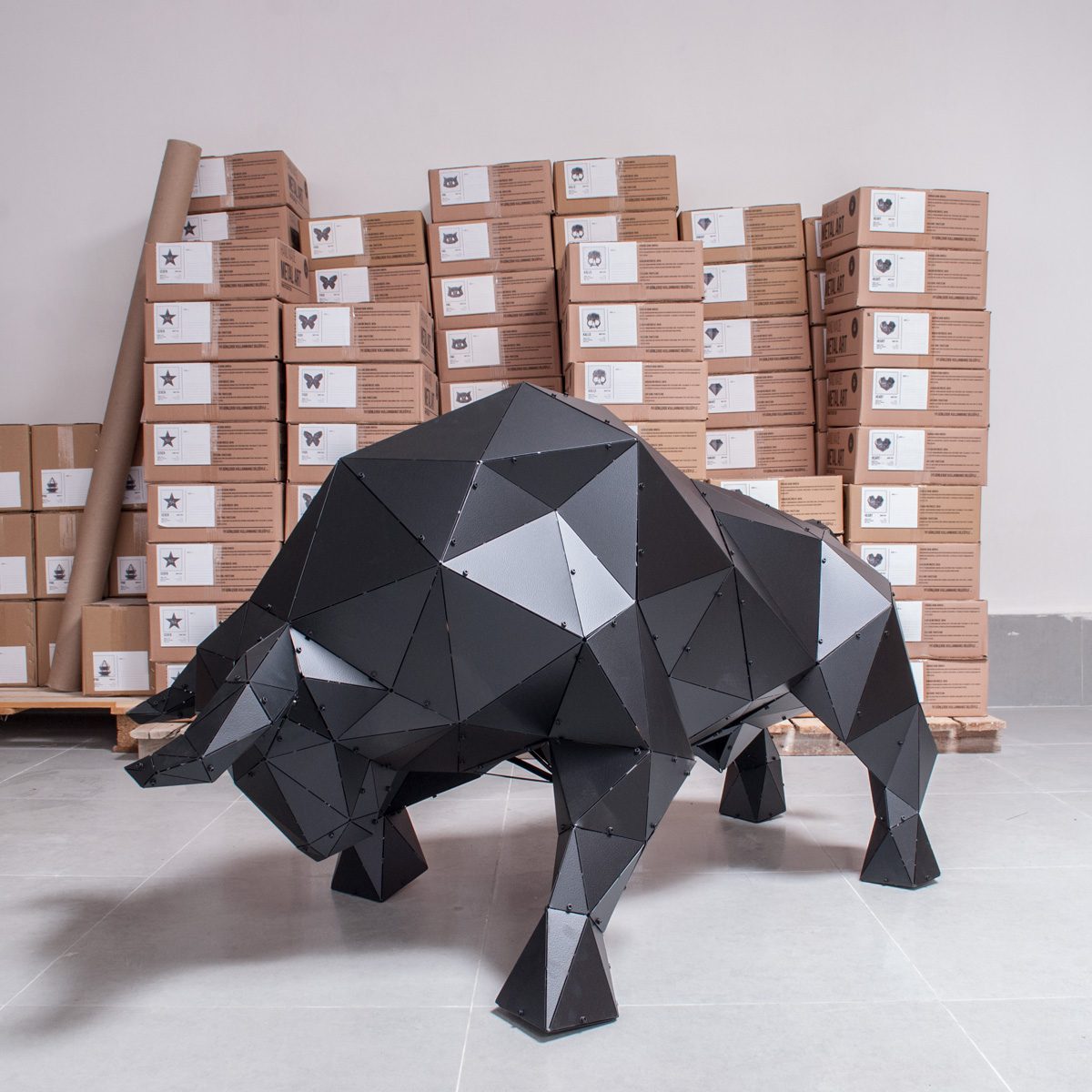 BULL XL | 3D Metal Geometrik Boğa Heykeli - Görsel 11