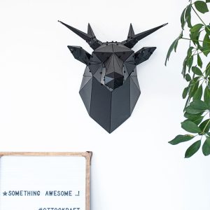 DEER | 3D Geometrik Metal Geyik Kafası Duvar Dekoru