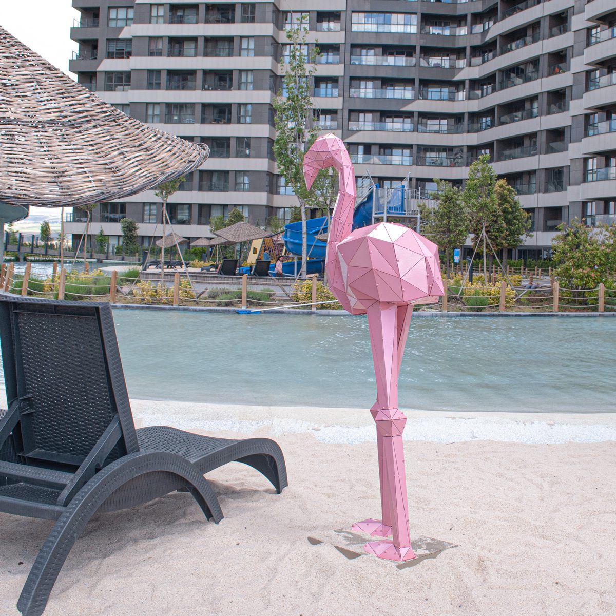 FLAMINGO | 3D Metal Geometrik Flamingo Heykeli - Görsel 4